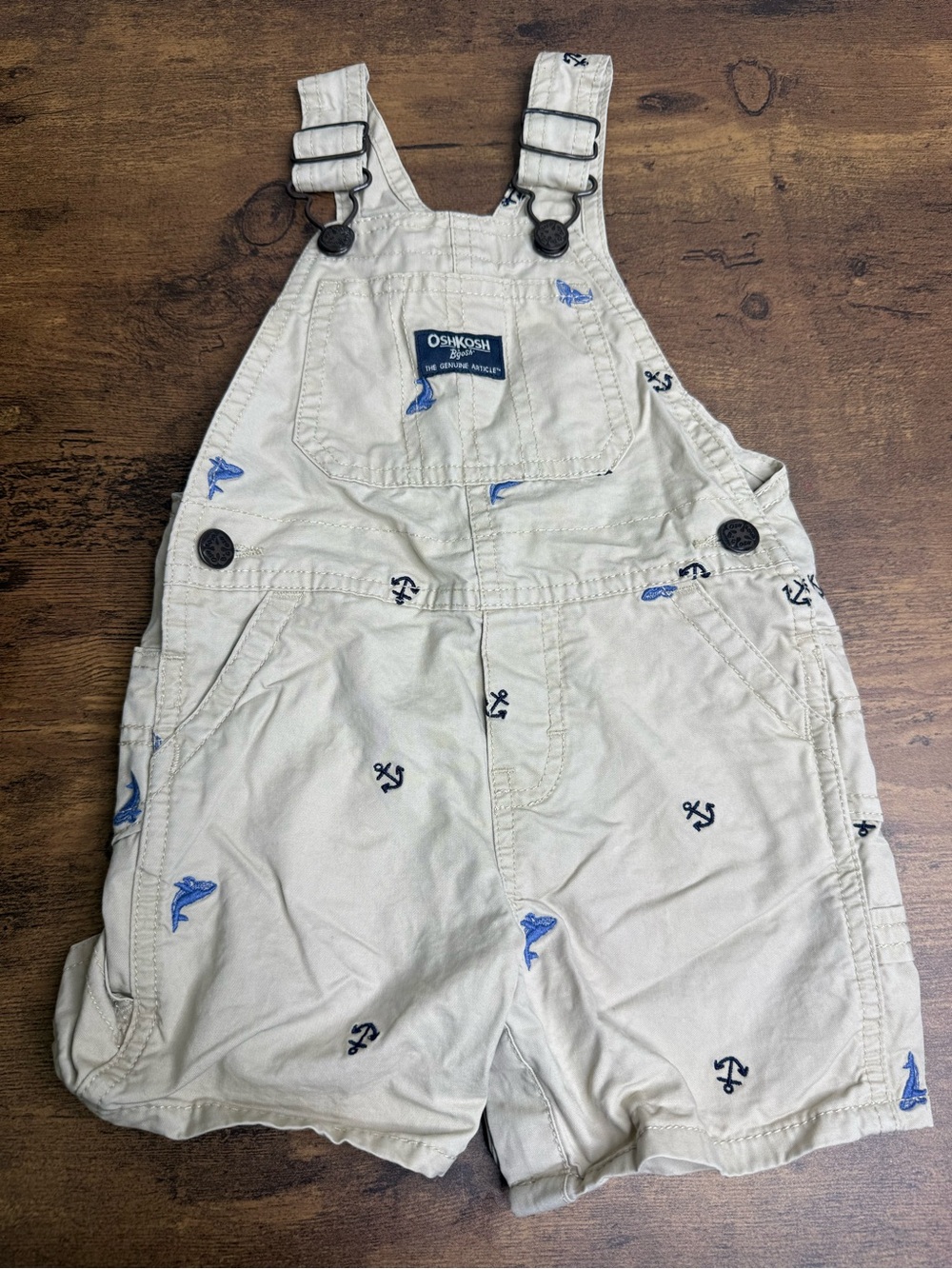 ⭐️5 for $20⭐️ OshKosh B'gosh Cream Embroidered Anchor&Whale ShortOveralls 12-18M